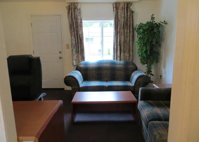 Madison Suites Motel
