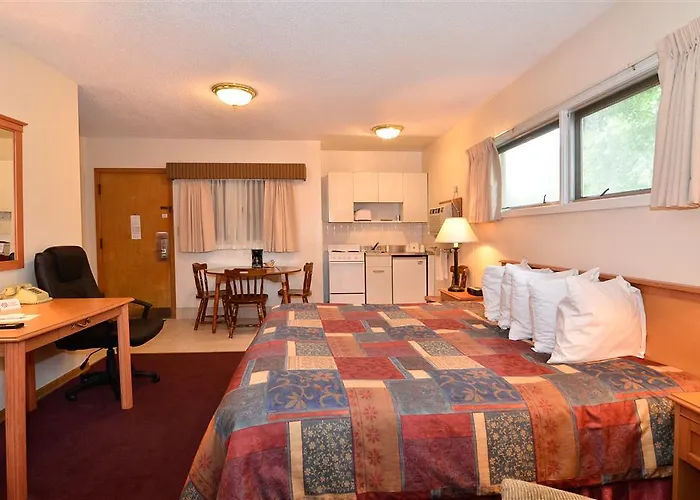U-Bar Motel