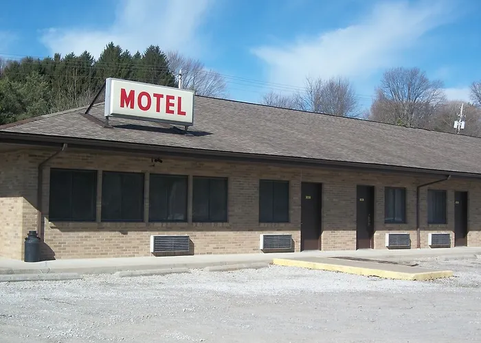 Mohican Little Brown Inn Loudonville
