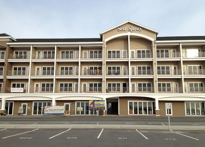 Ocean Front Condo In The Heart Of Hampton Beach