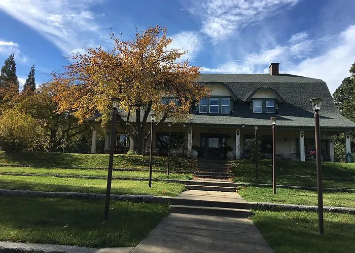 Mount Shasta Ranch Bed And Breakfast