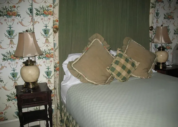 A Cambridge House Inn