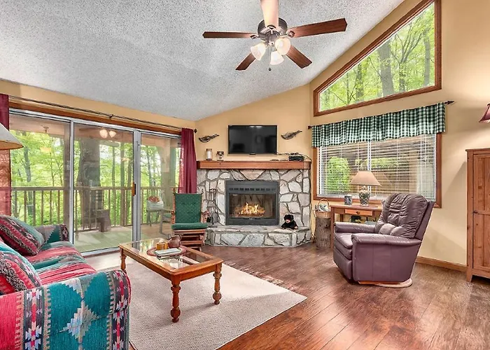 Smoky Mountain Treehouse