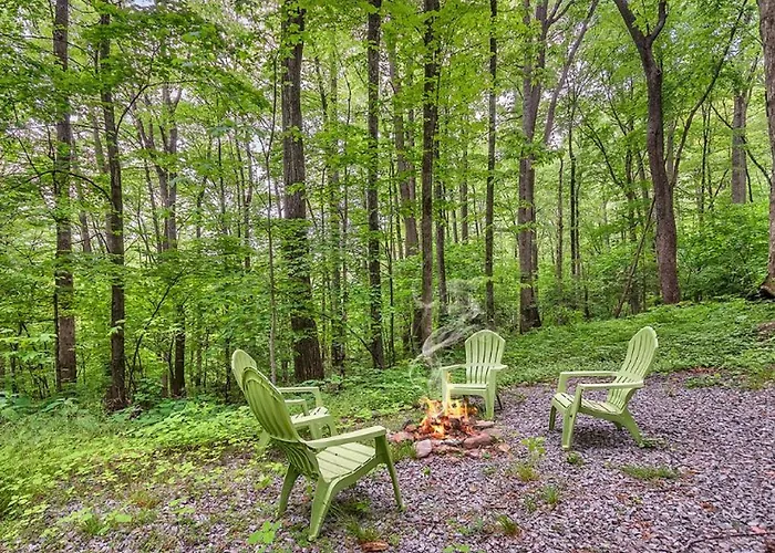 Smoky Mountain Treehouse