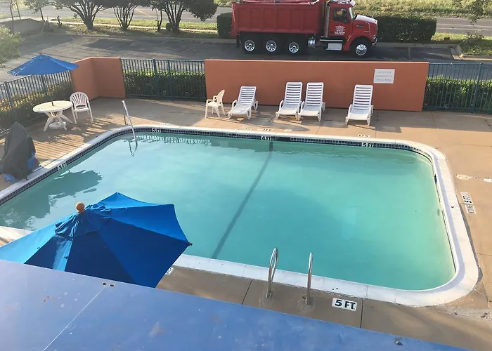 Relax Inn Forth Worth