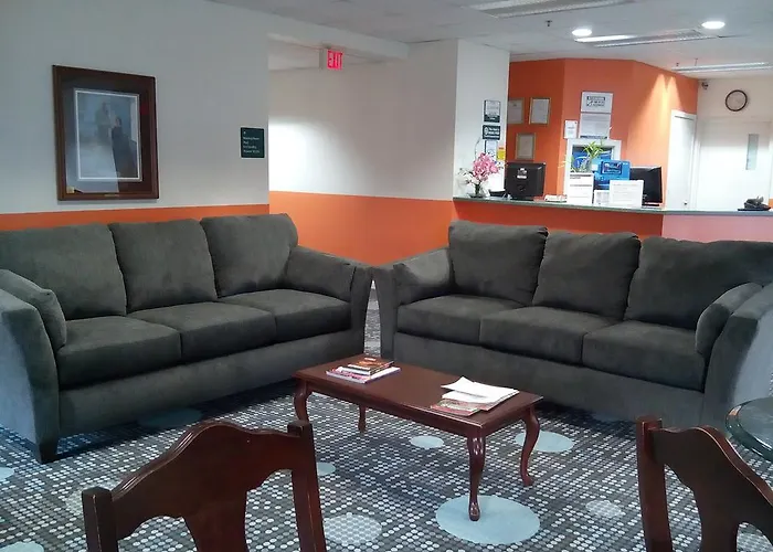 President Inn & Suites