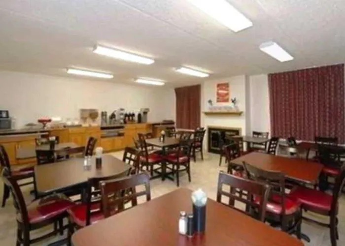 Econo Lodge At Nasa