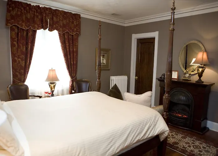 The Belvedere Inn & Restaurant