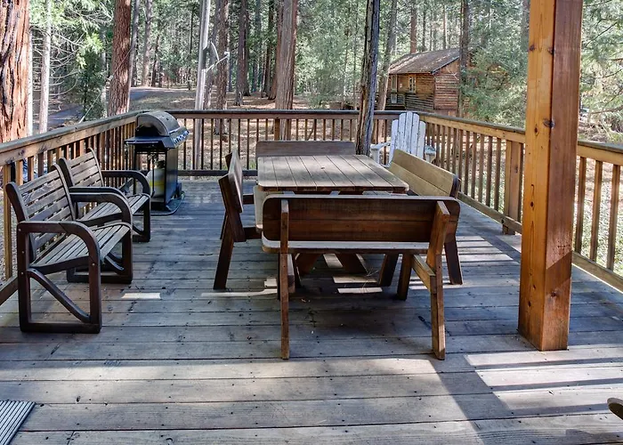 Cabin Twelve At The Redwoods In Yosemite