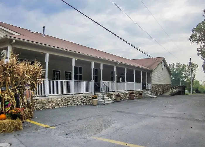 Appalachian Camping Resort Cottage 1