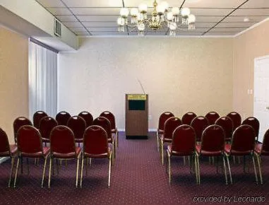 Howard Johnson Inn Roanoke Airport