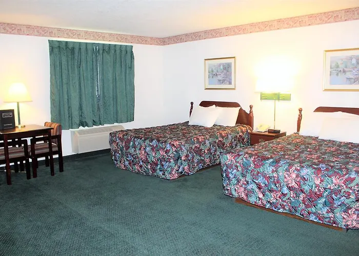 Amerivu Inn & Suites Cumberland
