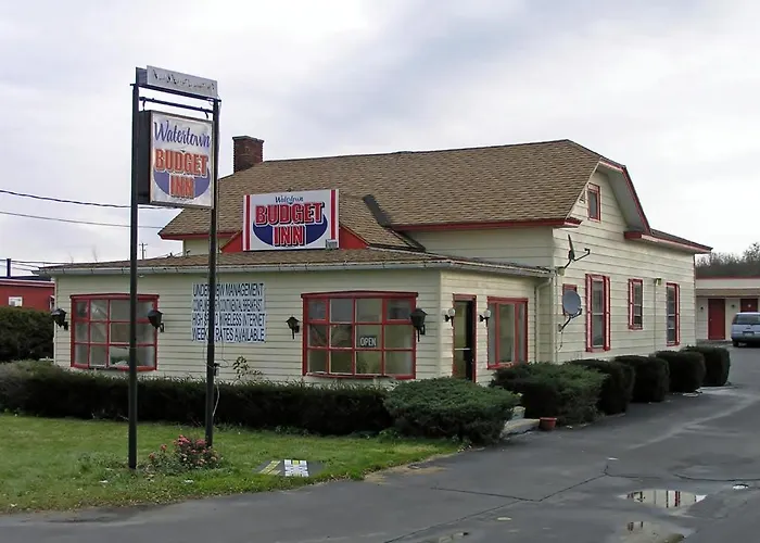 Watertown Budget Inn