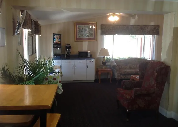 Knights Inn - Cayce