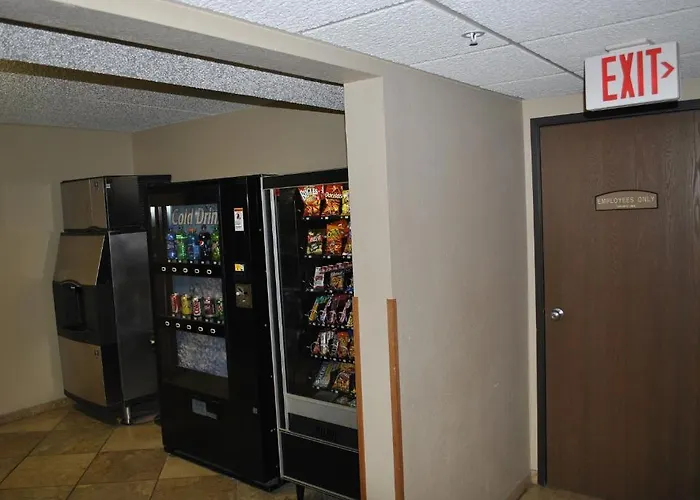 Asteria Inn & Suites