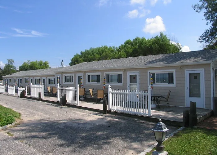 Southold Beach Motel