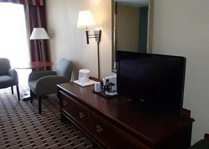 Fairbridge Inn And Suites