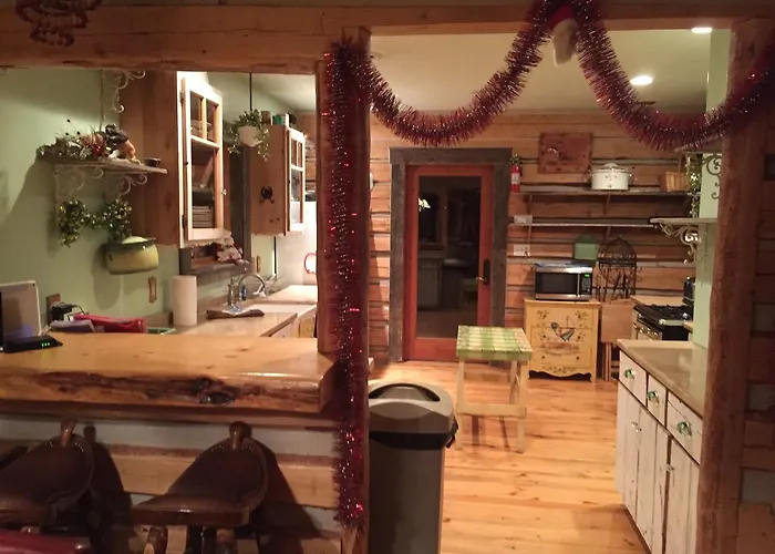 Schoolhouse Cabin