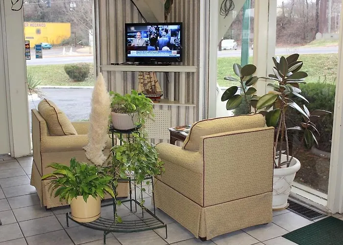 Executive Inn - Knoxville