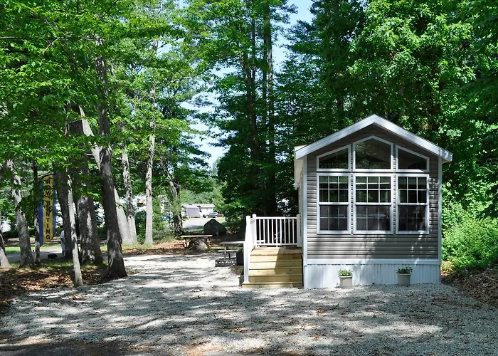 Tuxbury Pond Camping Resort Cottage