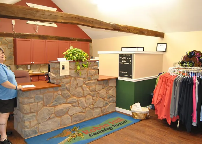 Robin Hill Camping Resort Deluxe Cottage 13