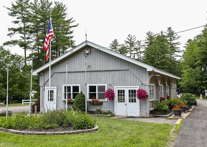Tuxbury Pond Camping Resort Tiny House Riley