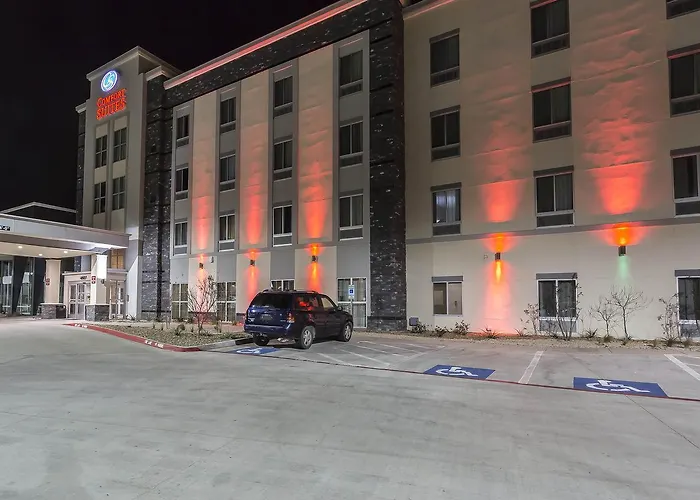 Comfort Suites - University