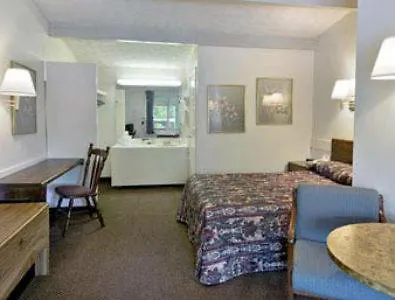Days Inn Northwest