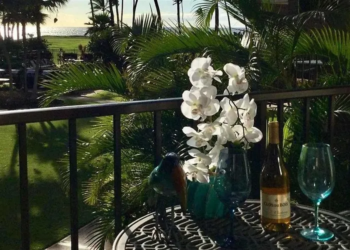 Kauhale Makai Condo On The Beach