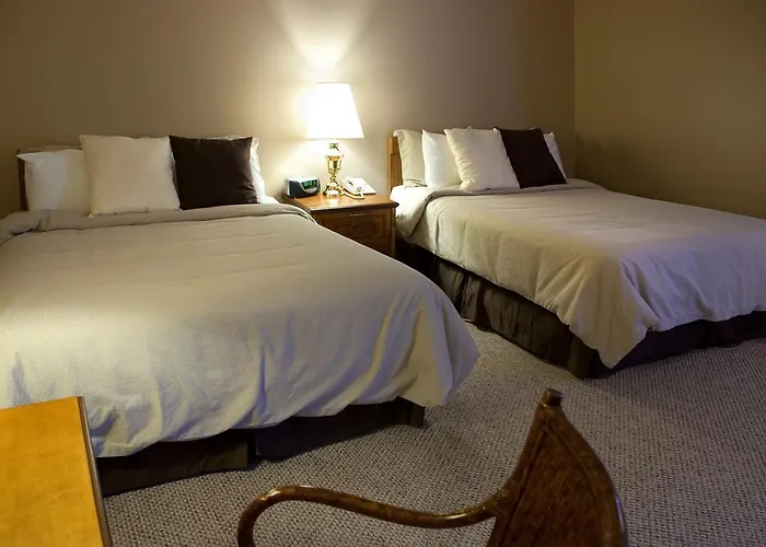 Candlestone Golf And Resort