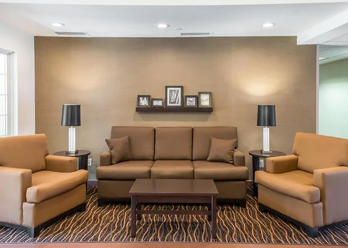 Mainstay Suites Pittsburgh Airport