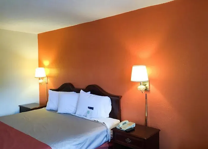 Economy Inn