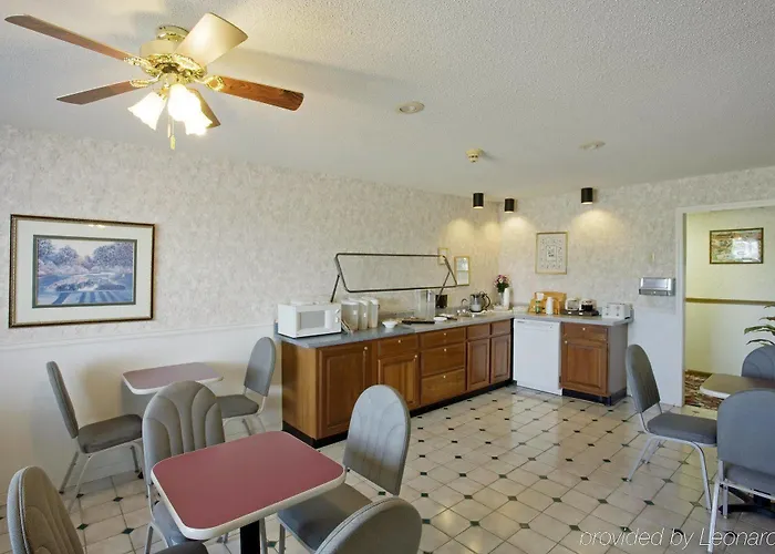 Americas Best Value Inn-Holts Summit/Jefferson City