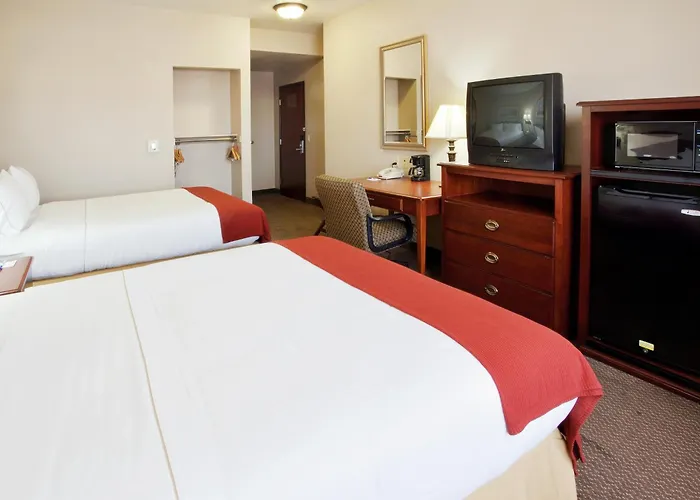 Holiday Inn Express- West Sacramento By Ihg