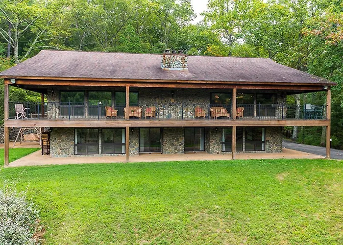 The Lodge In Sugar Hollow