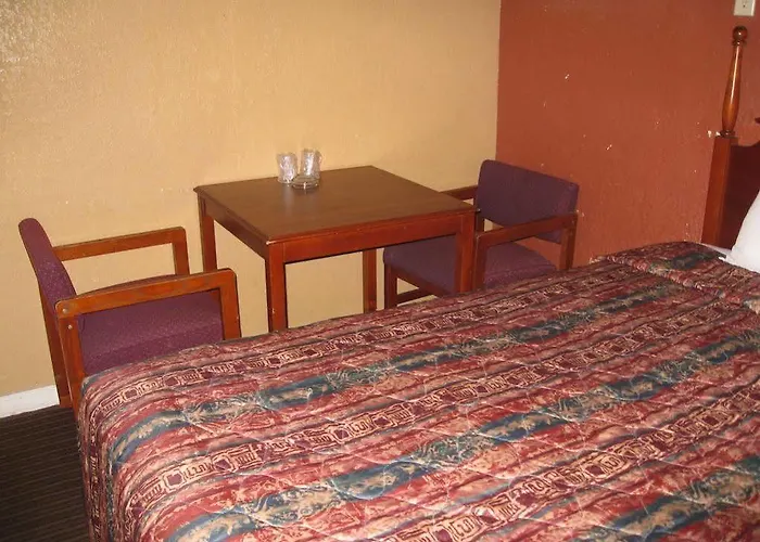 Two Palms Motel