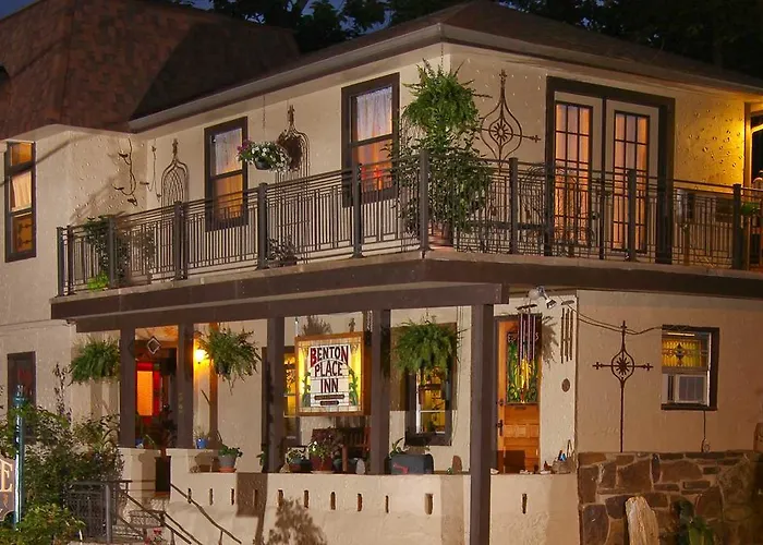 Benton Place Inn