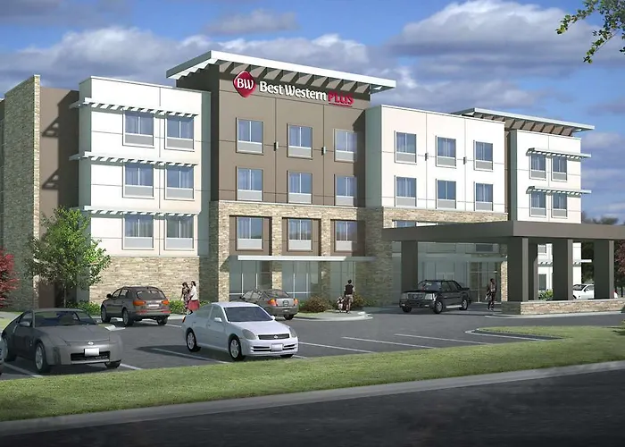 Best Western Plus Bolivar Hotel&Suites
