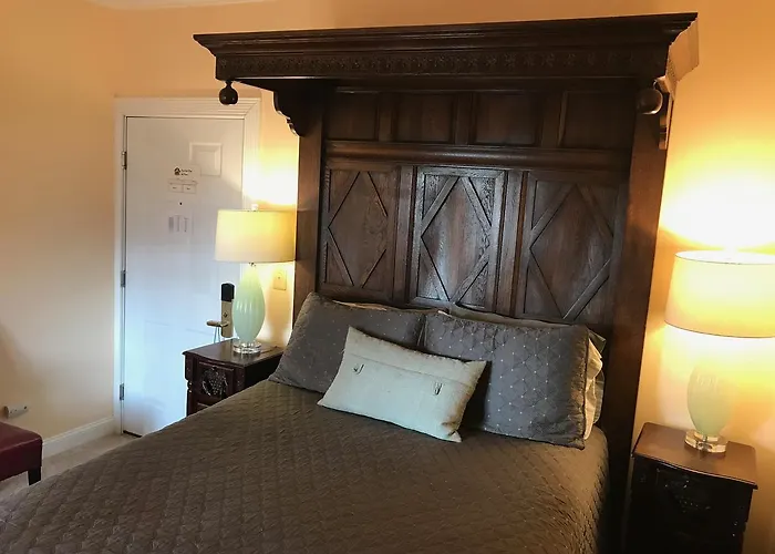 Elaine'S Cape May Boutique Hotel