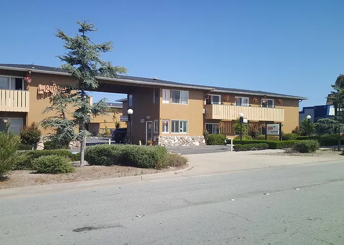 Thunderbird Motel