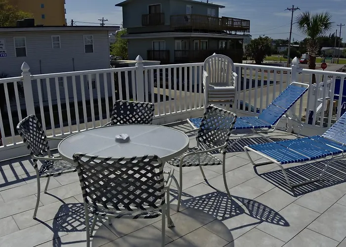 Edgewater Inn