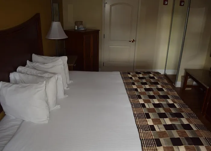Atkinson Inn & Suites