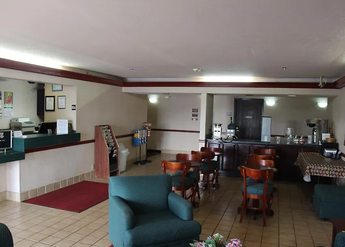 Garden Inn & Suites - Fitzgerald
