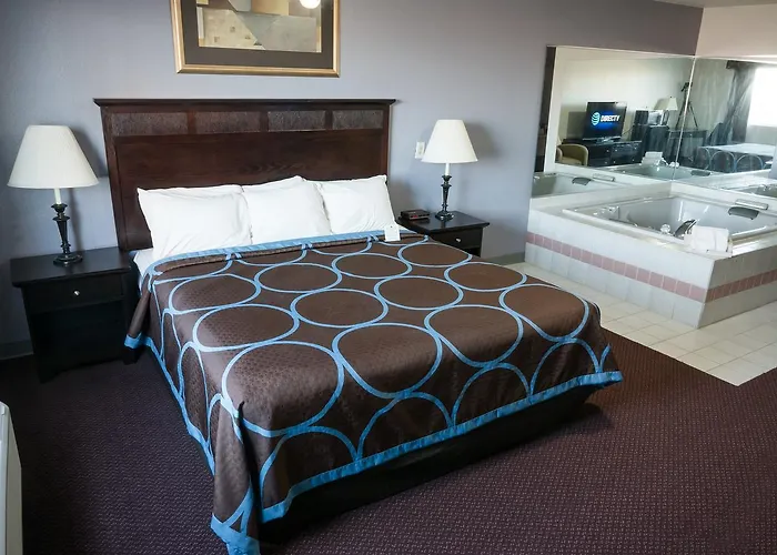 Cobblestone Inn & Suites - Platteville