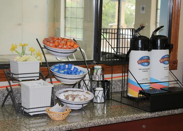 Baymont By Wyndham Roswell