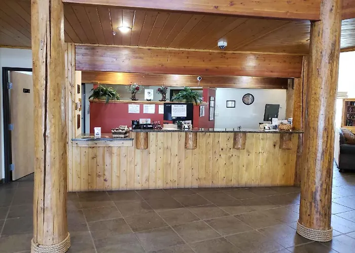 Cody Legacy Inn & Suites