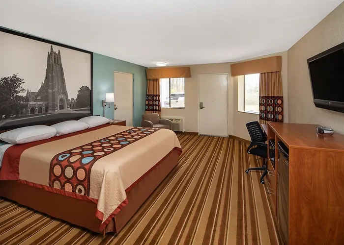 Super 8 By Wyndham Burlington Nc