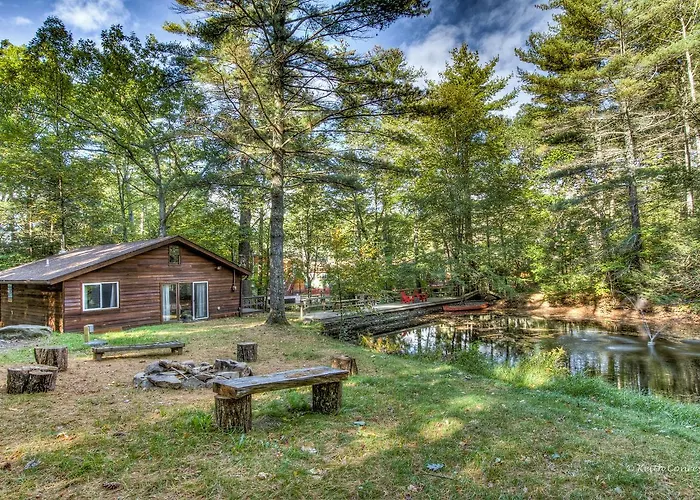 Magnolia Streamside Resort