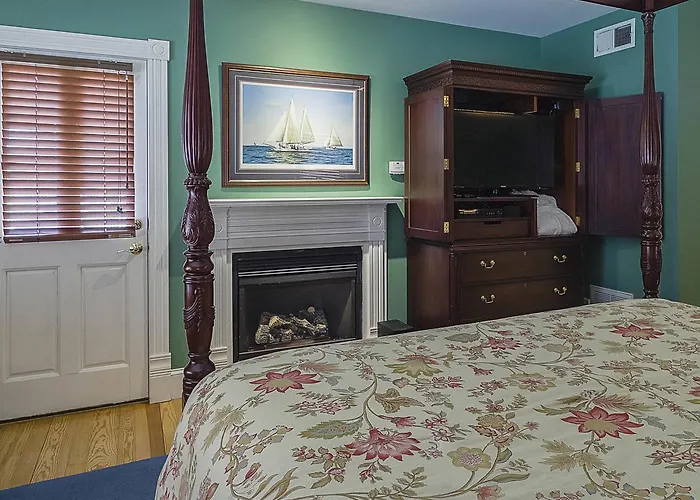 George Brooks House B&B
