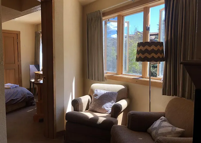 Bald Mountain Inn